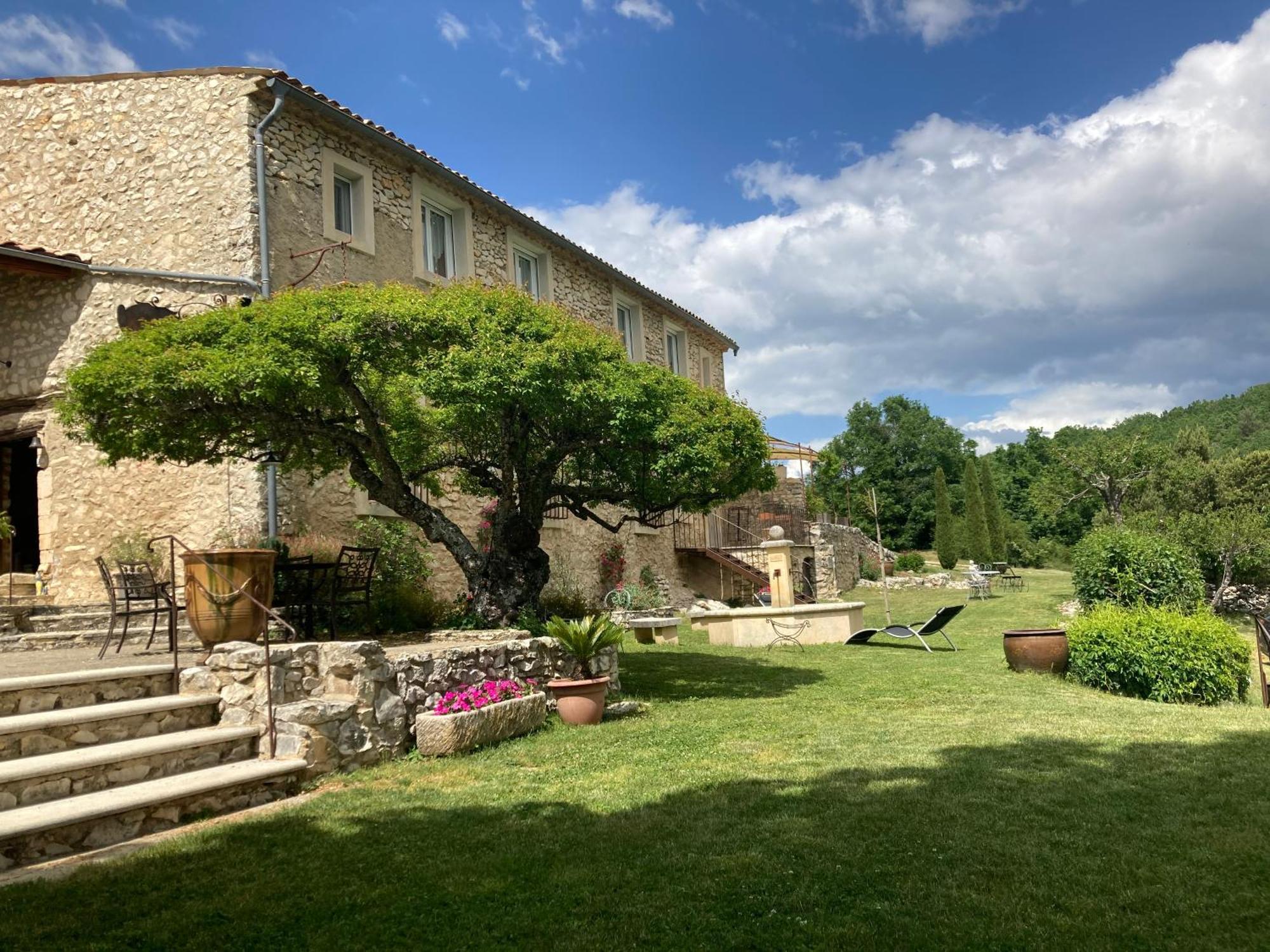 Le Domaine De Piedmoure, Gites Et Chambres, Piscine, Terrasses Privatives Sault-de-Vaucluse Luaran gambar